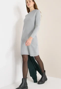 Robe scintillante avec capuche