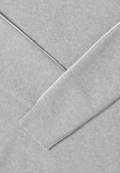 Robe scintillante avec capuche