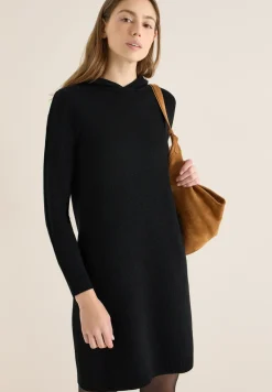Robe scintillante avec capuche