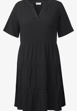 Robe structurée avec volants