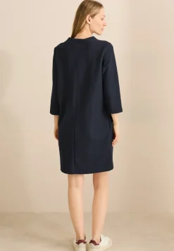 Robe structurée en couleur unie