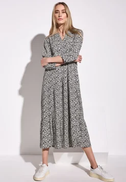 Robe à volants