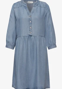 Robe à volants, longueur genou, look denim