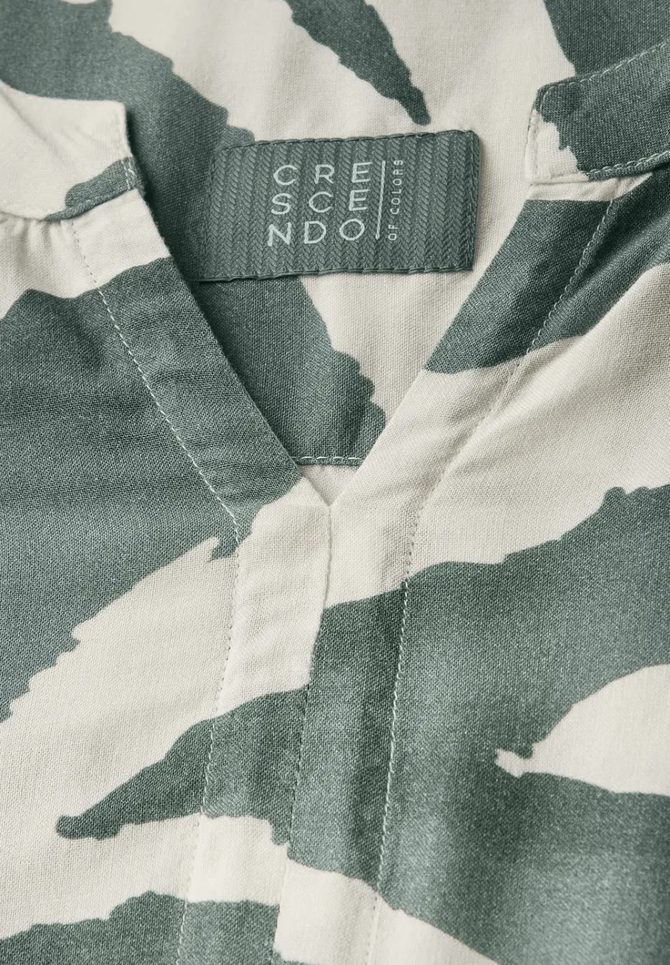 Robe à volants à motifs