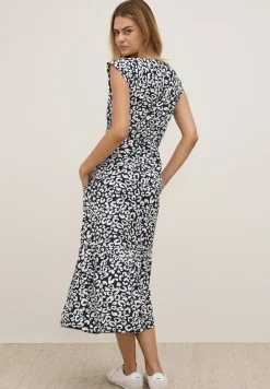 Robe à volants à motifs