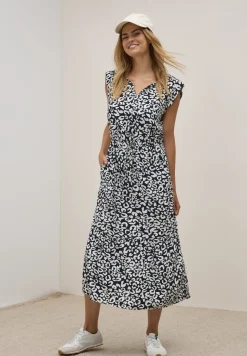 Robe à volants à motifs
