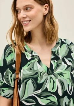 Robe à volants à motifs