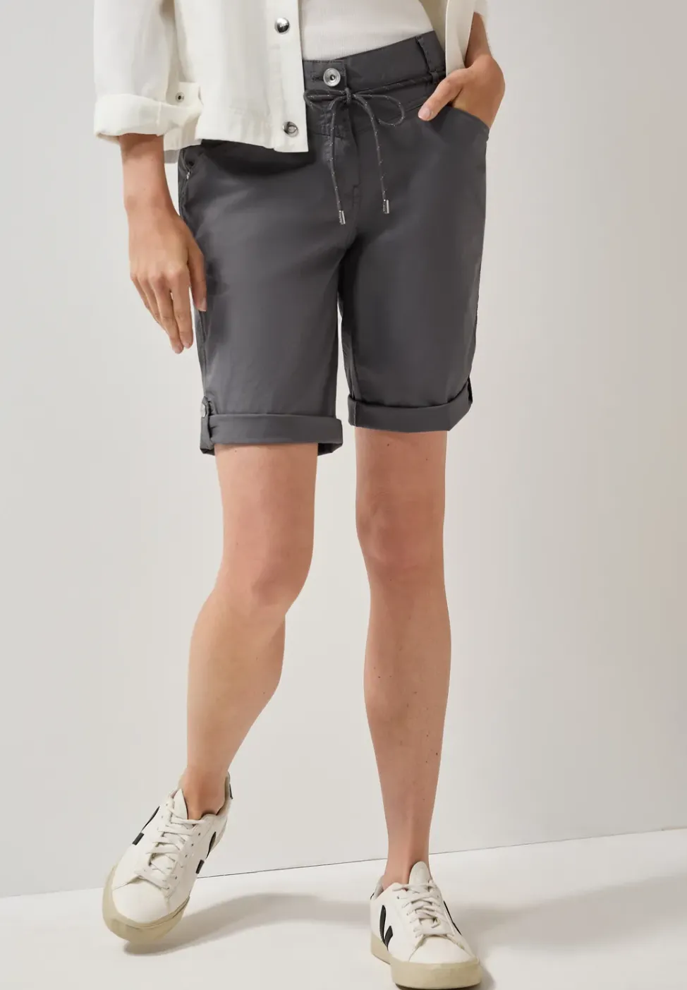 Short avec cordon de serrage