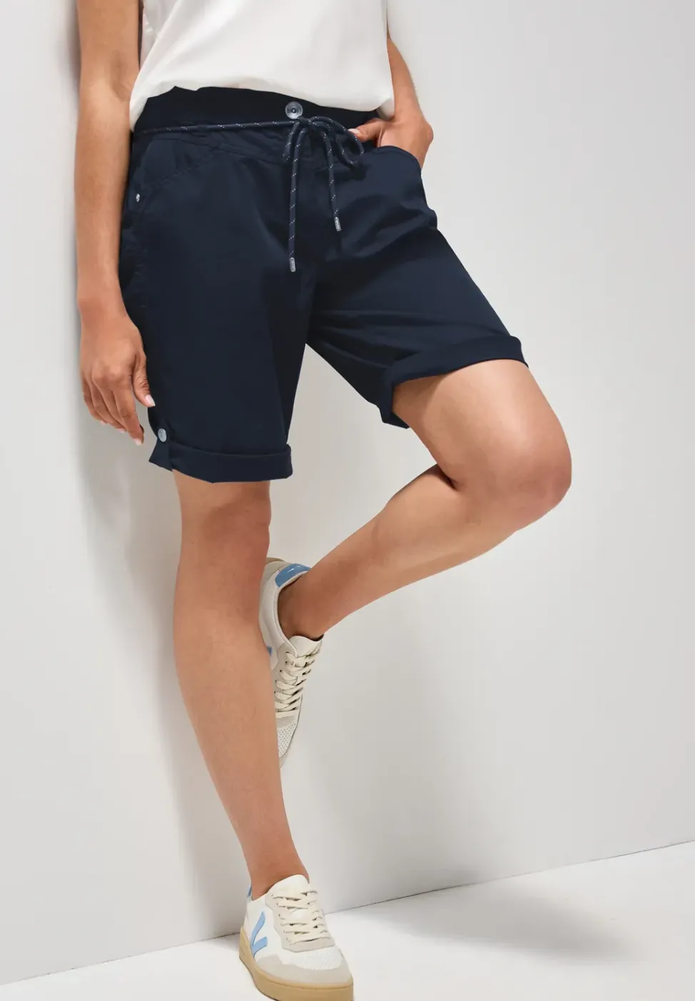 Short avec cordon de serrage