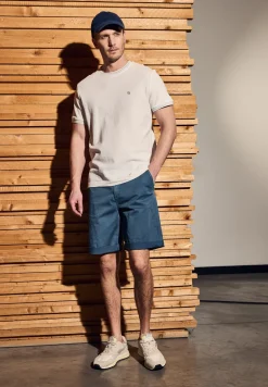 Short chino
