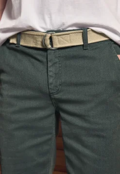 Short chino avec structure