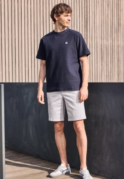 Short chino Regular Fit avec poches