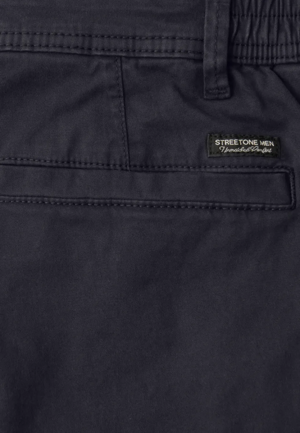 Short chino Regular Fit avec poches