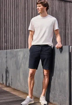 Short chino Regular Fit en velours côtelé