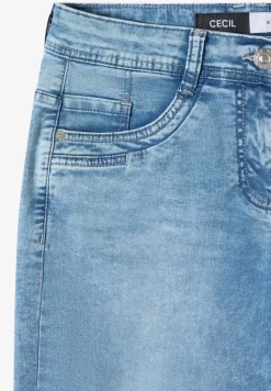 Short en jean Slim Leg dans un Casual Fit