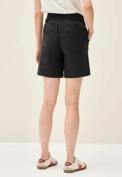 Short en Loose Fit