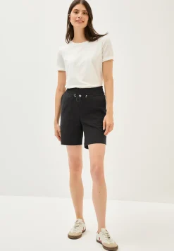 Short en Loose Fit