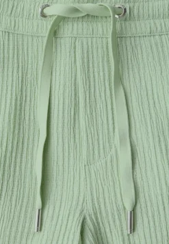 Short en tissu structuré