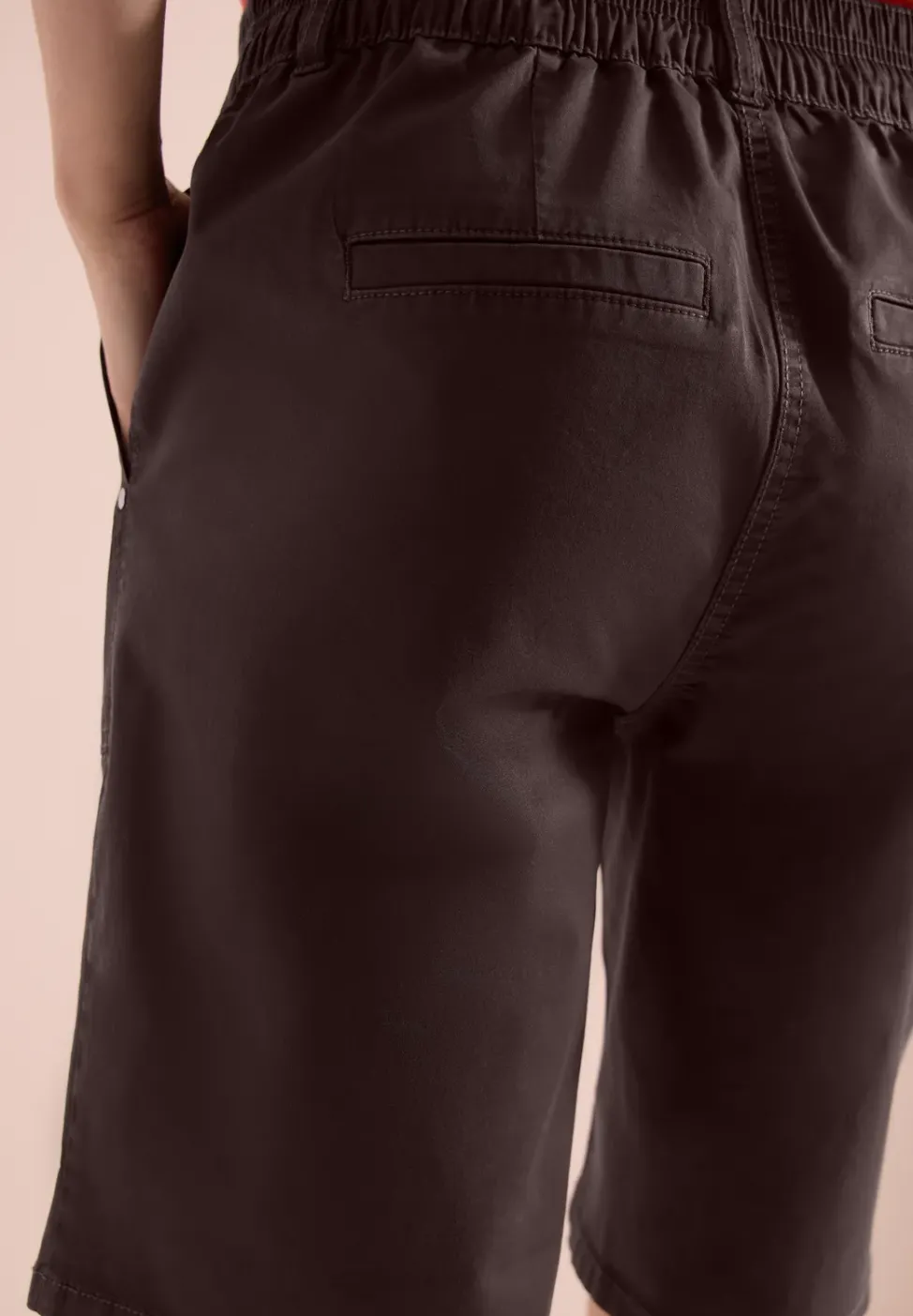 Short Mid Waist à jambes droites, coupe décontractée