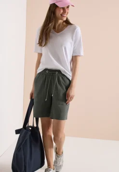 Short Straight Leg à la coupe Loose Fit