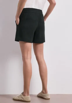 Short structuré en coupe loose