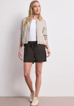 Short structuré en coupe loose