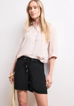 Short taille haute avec ceinture paperbag