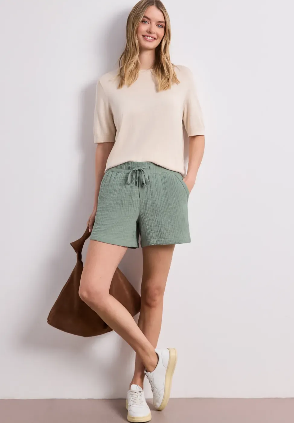 Short taille moyenne en mousseline
