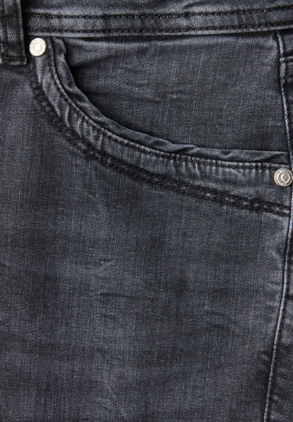 Slim Legs Jeans