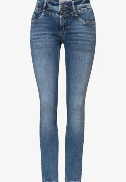 Slim Legs Jeans