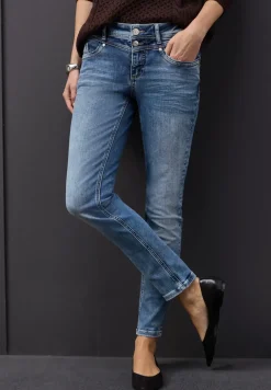 Slim Legs Jeans