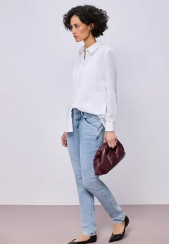 Slim Legs Jeans