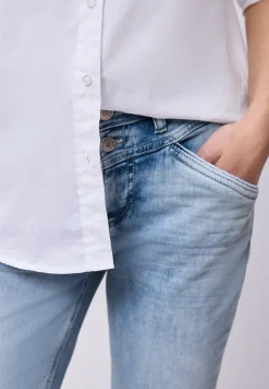 Slim Legs Jeans