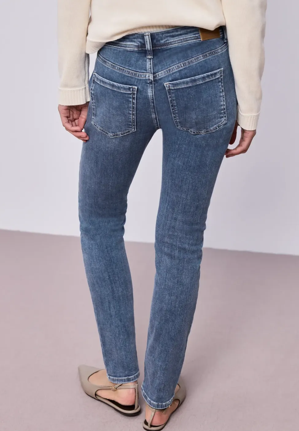 Slim Legs Jeans
