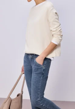 Slim Legs Jeans