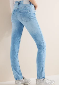 Slim Legs Jeans