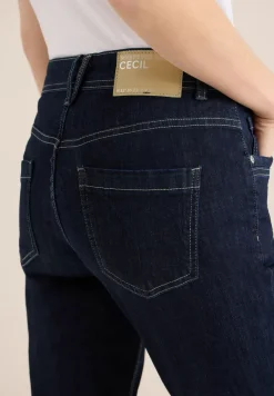 Slim Legs Jeans