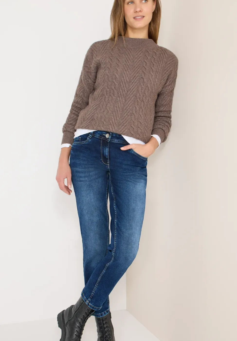 Slim Legs Jeans