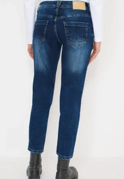 Slim Legs Jeans