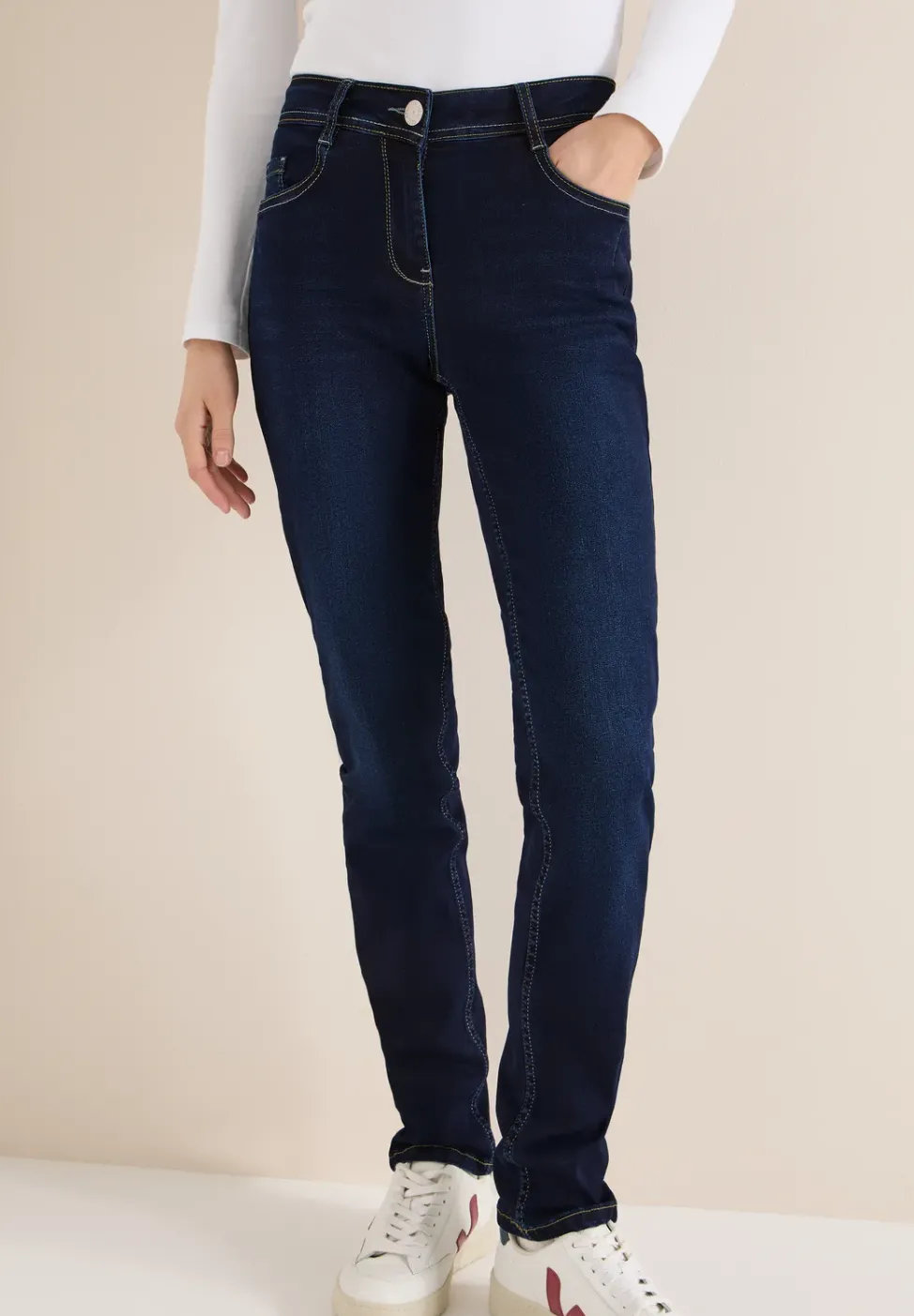 Slim Legs Jeans