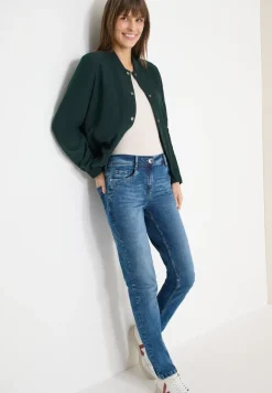 Slim Legs Jeans