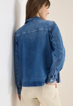Survêtement avec patte de boutonnage