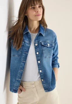 Survêtement avec patte de boutonnage