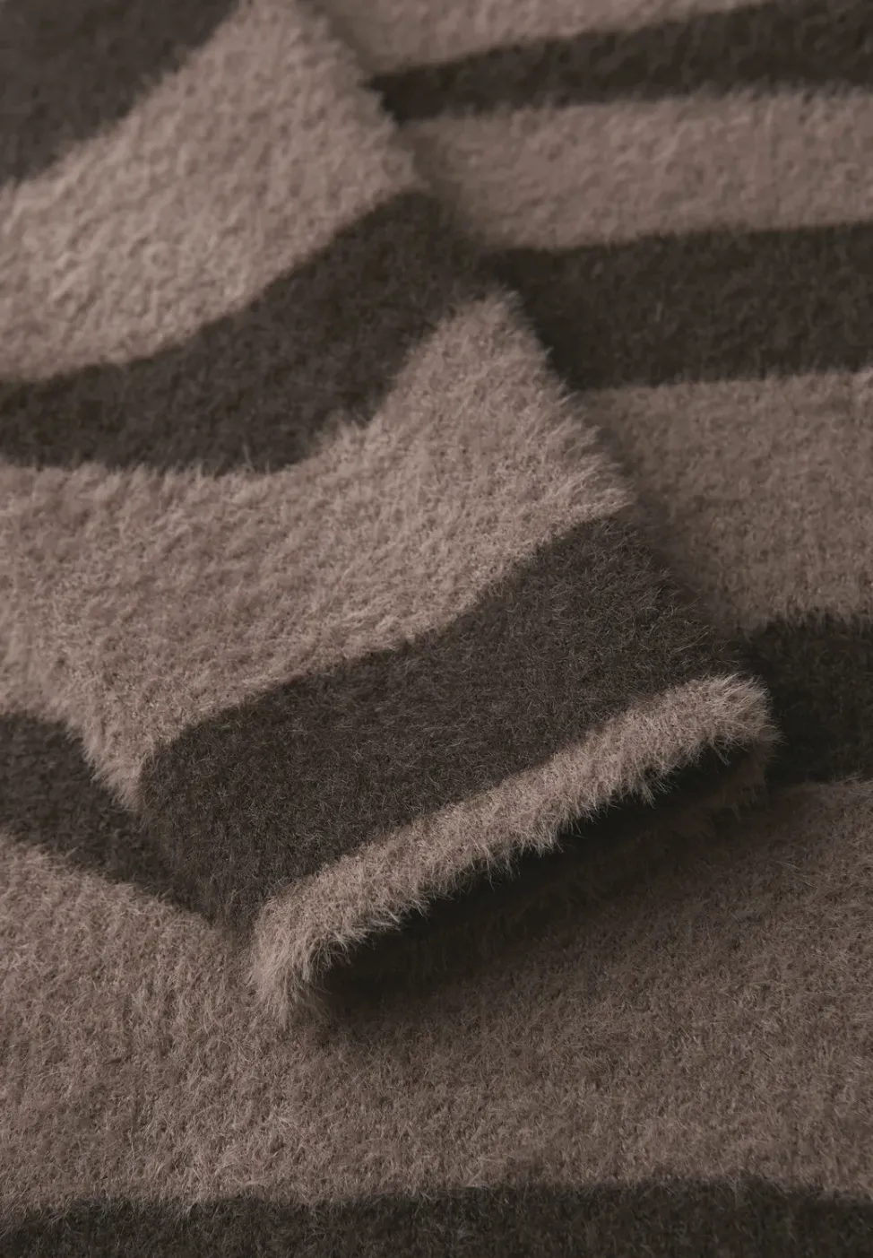 Sweat jacquard douillet