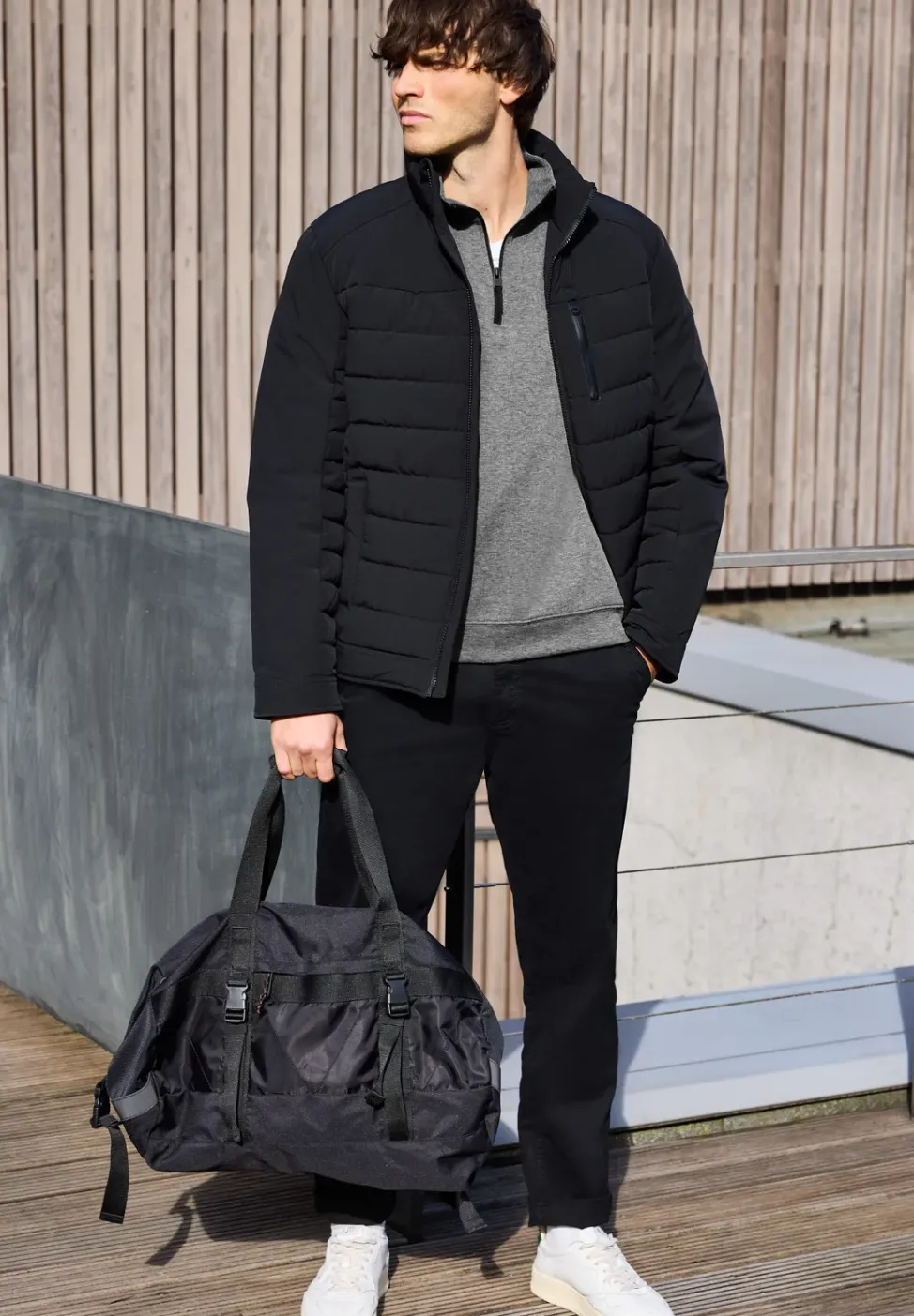 Sweat-shirt à col roulé piqué