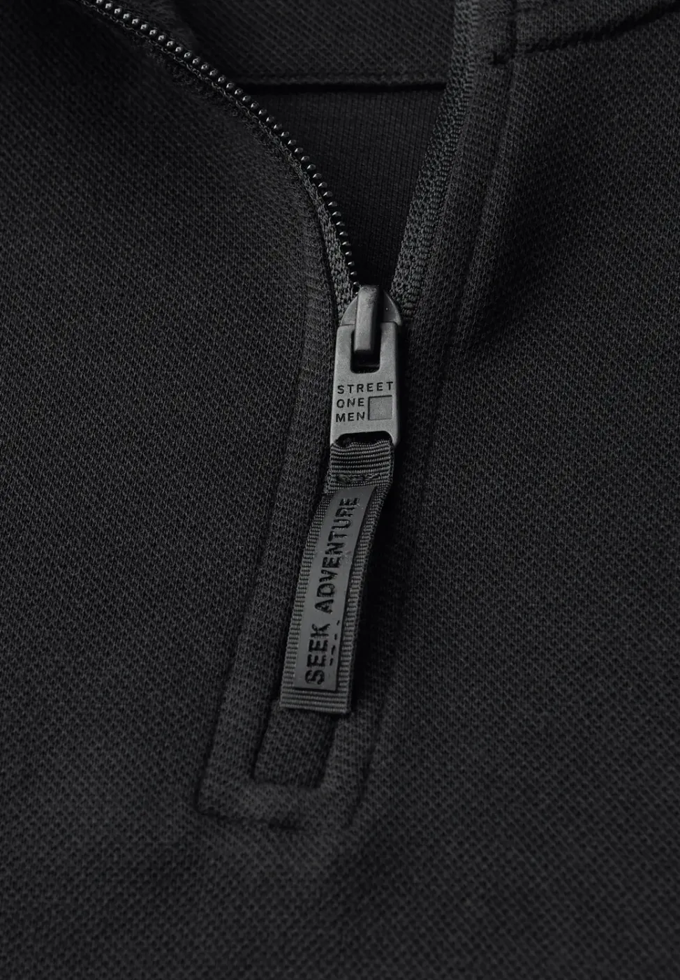 Sweat-shirt à col roulé piqué