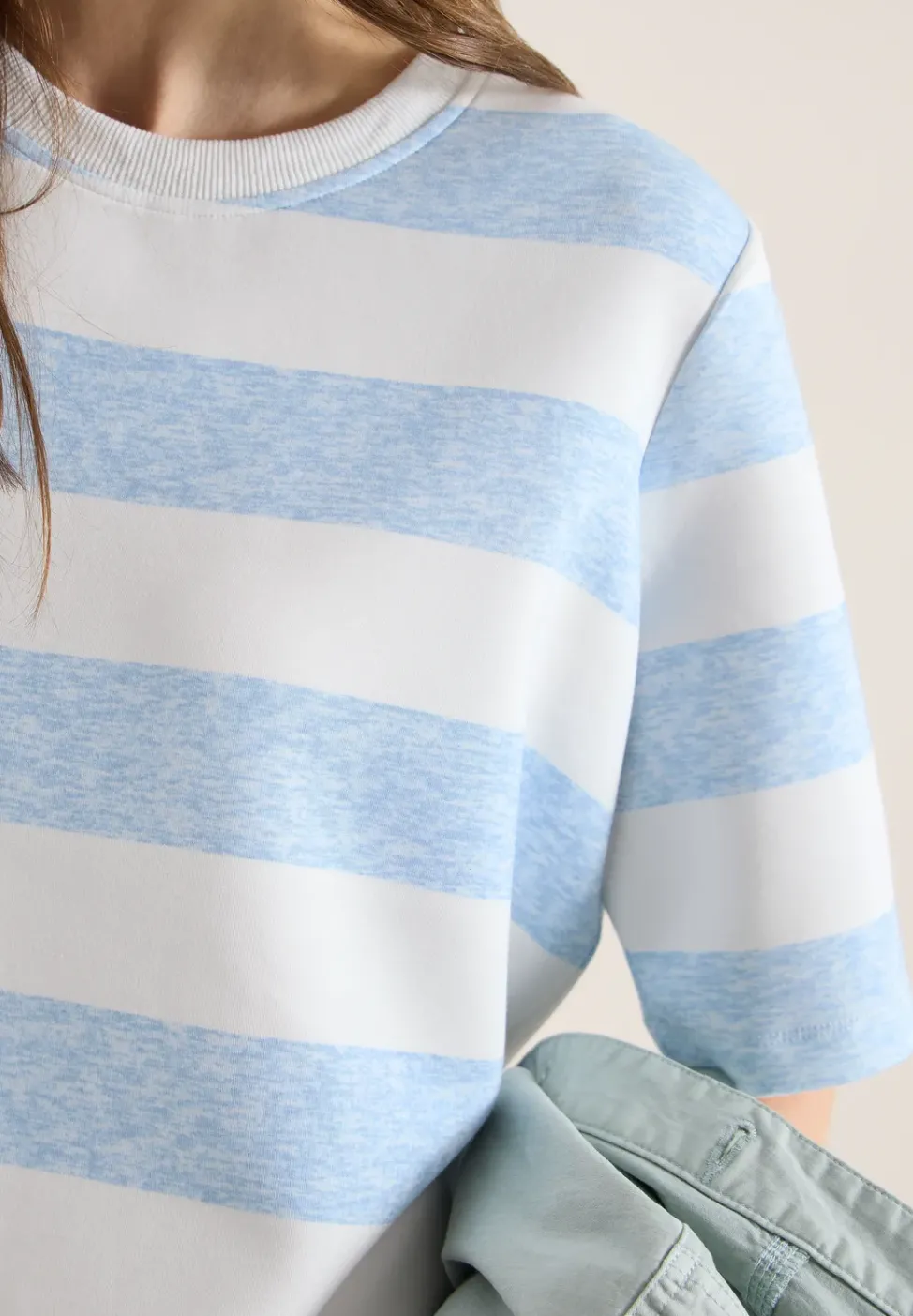 Sweat-shirt à manches courtes et à rayures