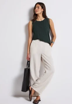 Top avec détails au crochet