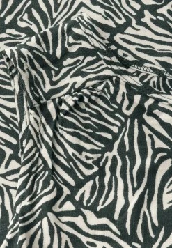 Top basique à motifs