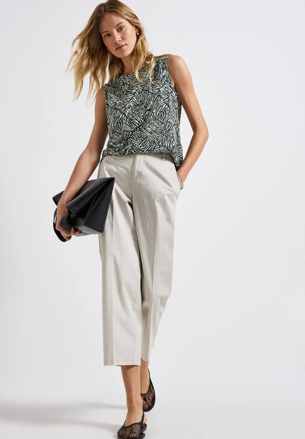 Top basique à motifs